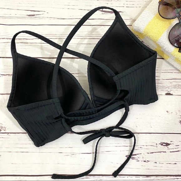 Shade & Shore Ribbed V-Bone Bikini Top 34D - Picture 5 of 7